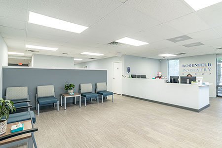 Foot Doctor, Podiatrist in the Marlton, NJ 08053 area